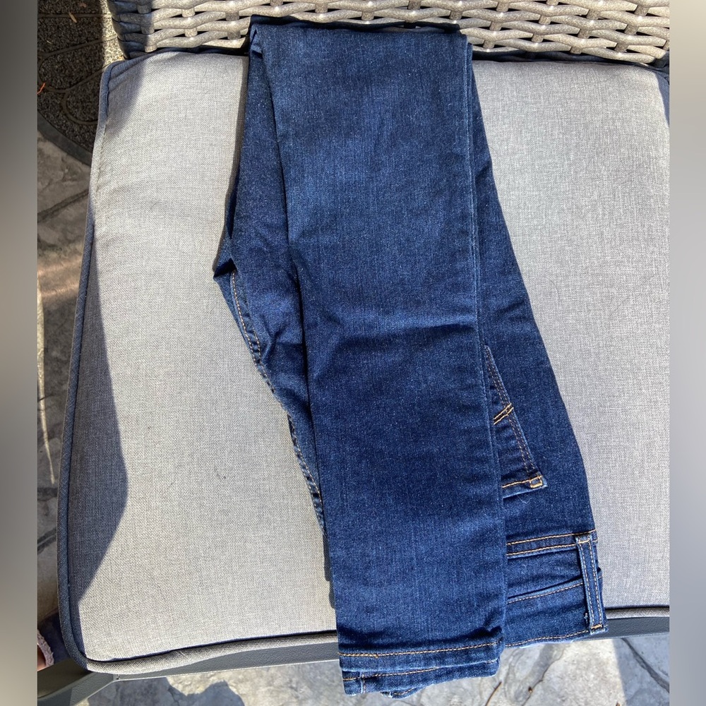 Levi’s 720 Highrise Super Skinny Women's Jeans- Size 28x30 - Picture 5 of 6